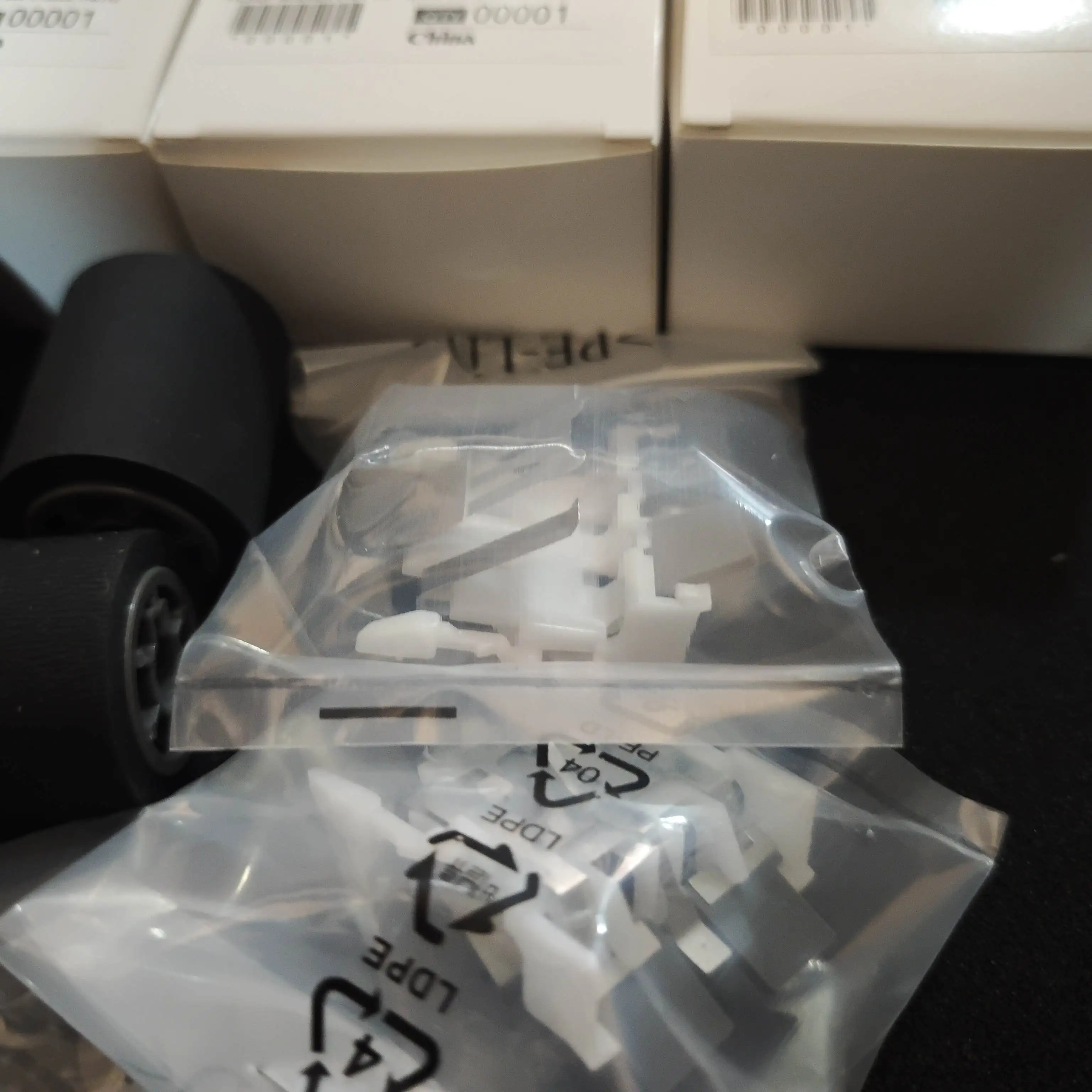 

1SETS Scanner Pick Roller Pad Assembly for Fujitsu fi-6110 ScanSnap N1800 S1500 S1500M PA03586-0001 PA03586-0002