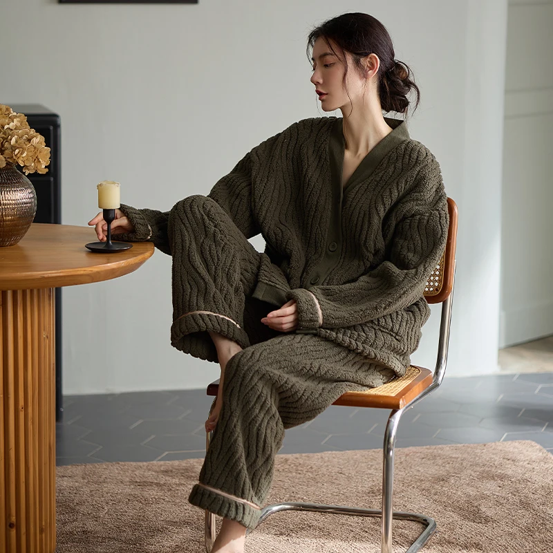Women's Winter Coral Fleece Pajamas Set V-Neck Cardigan Sleepwear Flannel Homewear Thick Warm Velvet Female Suit Fall Sweatshirt