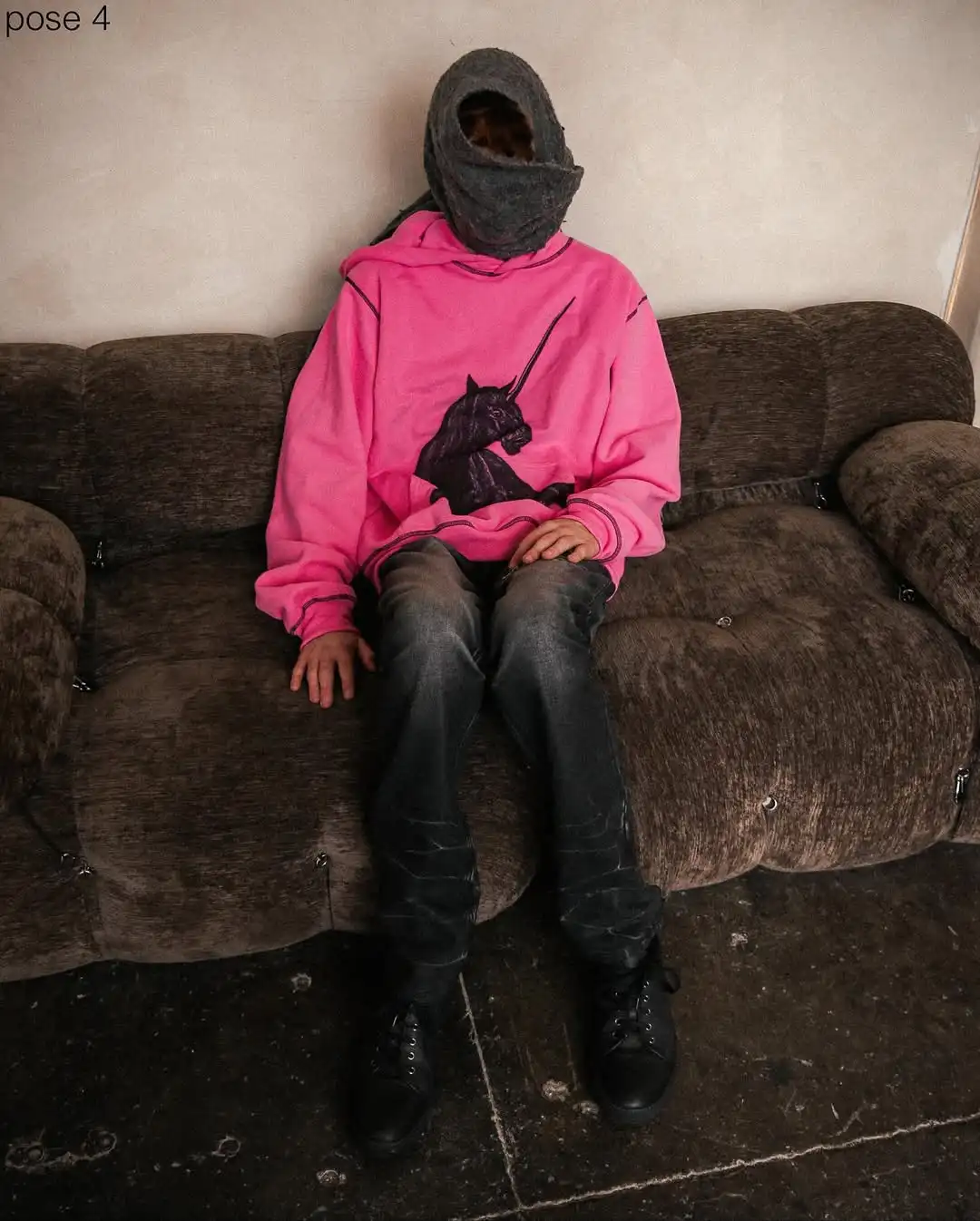 เสื้อสเวตเชิ้ตโอเวอร์ไซส์สไตล์ลำลองยอดนิยมจากยุโรปและอเมริกาสำหรับคู่รัก เสื้อพูลโอเวอร์แนวสปอร์ตมินิมอลแบบใหม่ เสื้อแจ็คเก็ตพังก์