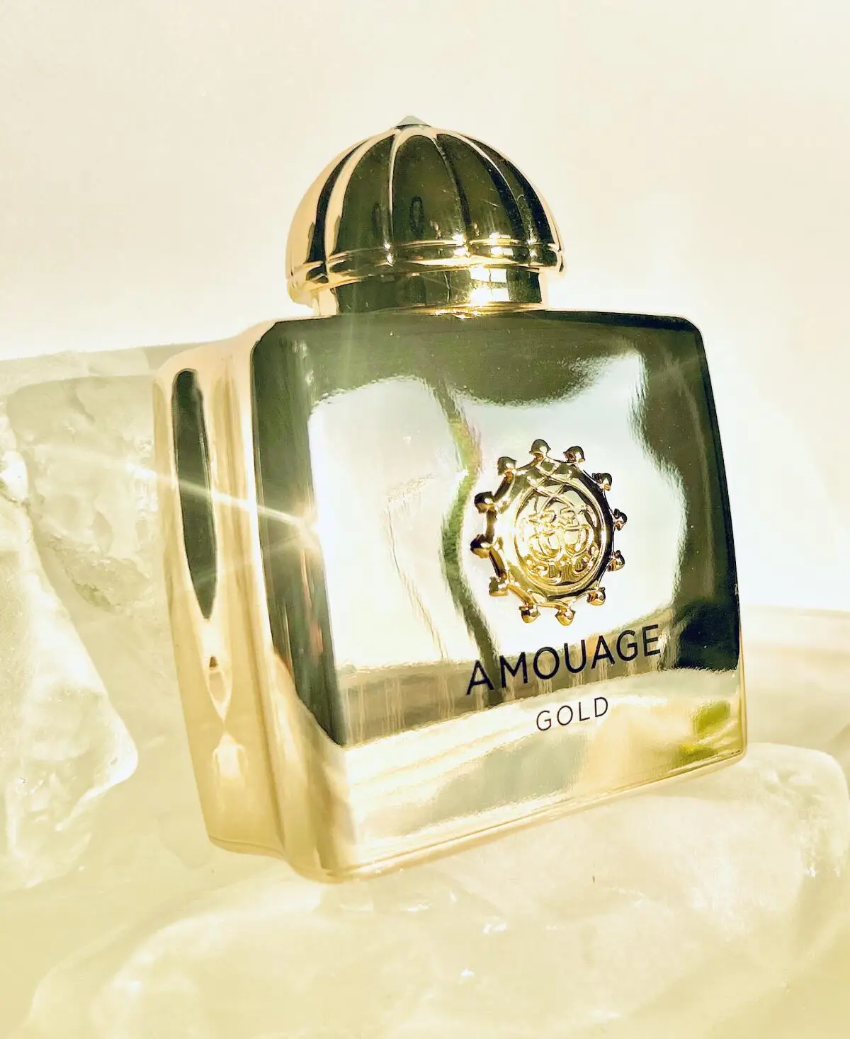 Amouage Jubilation 40 Honour 4 - Luxury Lifestyle Travel incelemesi ve fiyatı