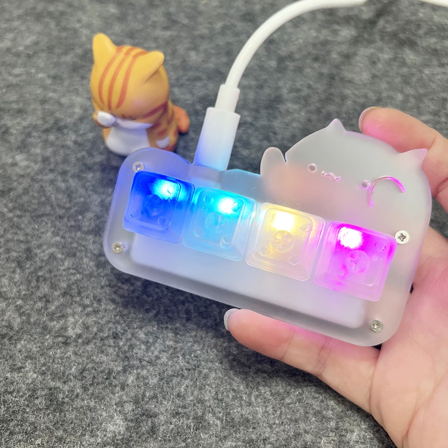 Mini Cute Cat Keyboard 4 Key Crystal Switch with Transparent Keycap Acrylic RGB Programmable Macro Keyboard Mechanical Game