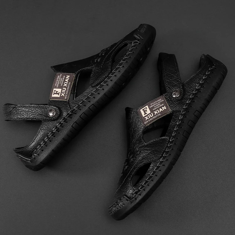 Sandalias de verano para hombre, zapatos romanos clásicos de cuero, zapatillas de deporte para exteriores, chanclas de goma para playa, zapatillas de Trekking acuático para hombre 2025