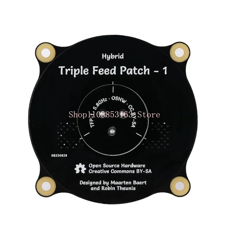 Antena de parche de alimentación Triple de 5,8 GHz SMA / RP SMA, antena polarizada circular direccional para FPV Fatshark, gafas RC Drone