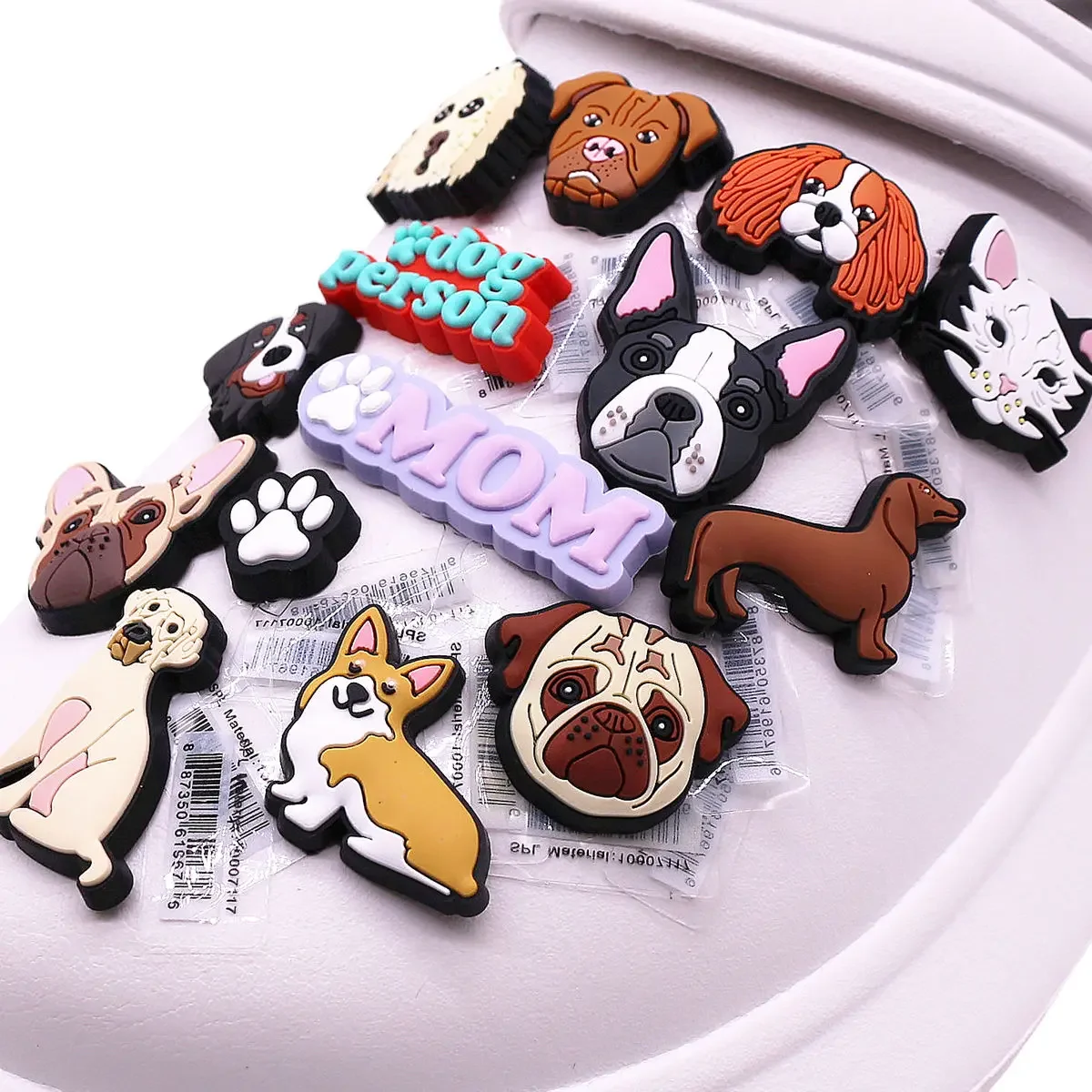 1pcs Original Cute Pets PVC Shoe Charms Funny Pug Designer Sandal Upper Decoration Accessories Bulldog Dog Cat Clog Pins Buckle