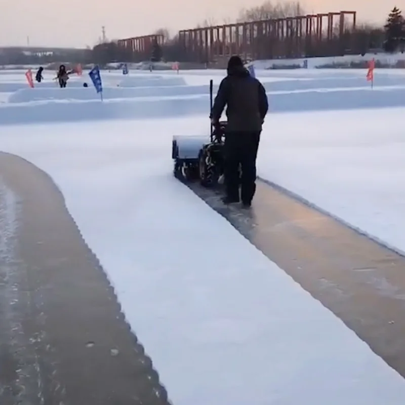 High Quality Small Hand Push Road Snow Sweeper Street Snow Plow Brushes Snow Blower with 6.5HP Motor for Sale