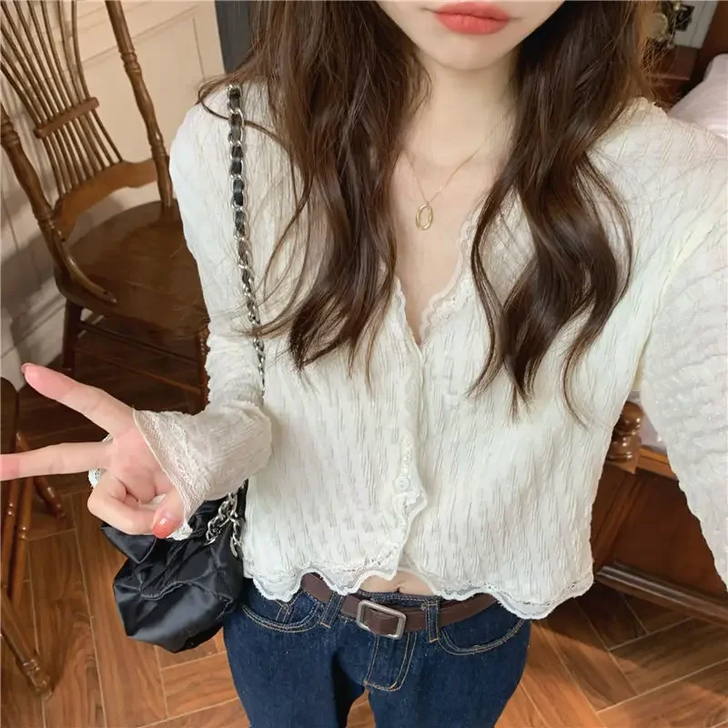 Shirts Women Summer Sun-proof Sweet Lace Lovely Cozy V-neck Slim Sexy Tender Leisure Fit All-match Streetwear Young Ladies Chic