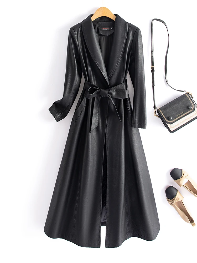 Cappotto in pelle da donna di media lunghezza, caldo, elegante per il pendolarismo, con cintura, maniche lunghe, in pelle di pecora, imbottito