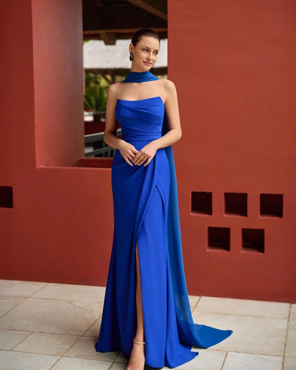 

Customized Elegant Women Jersey Ruched Pleat A-Line Evening Dresses Simple Strapless Sleeveless Floor Lenght Slit Prom Dresses