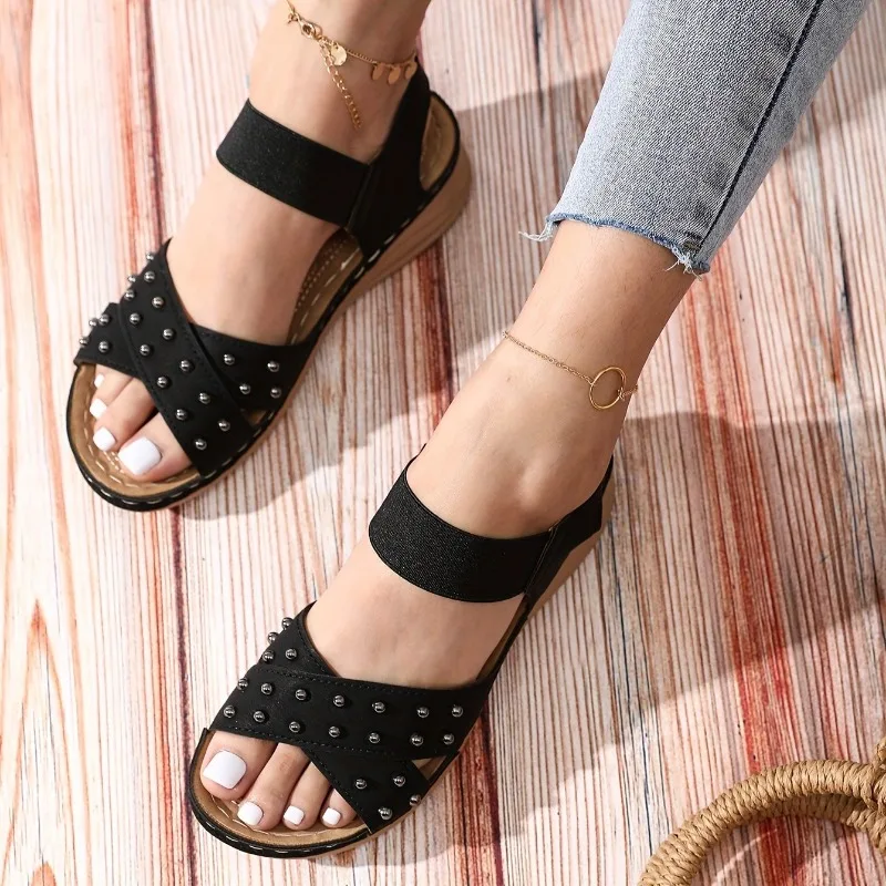 Fashionable women's genuine leather sandals studded flats summer casual shoes women's soft and comfortable sandals