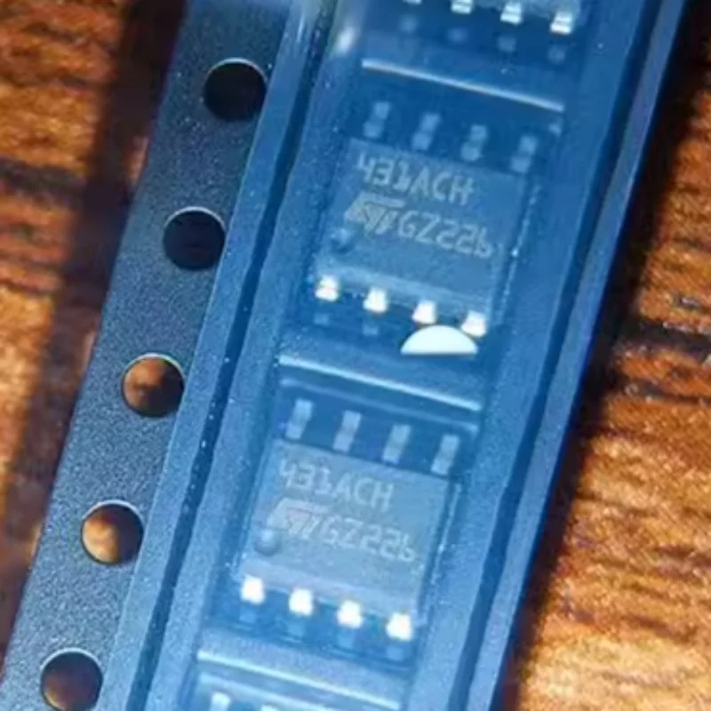 10PCS/TL431ACDT 431ACH SO-8 Original Genuine Goods in Stock