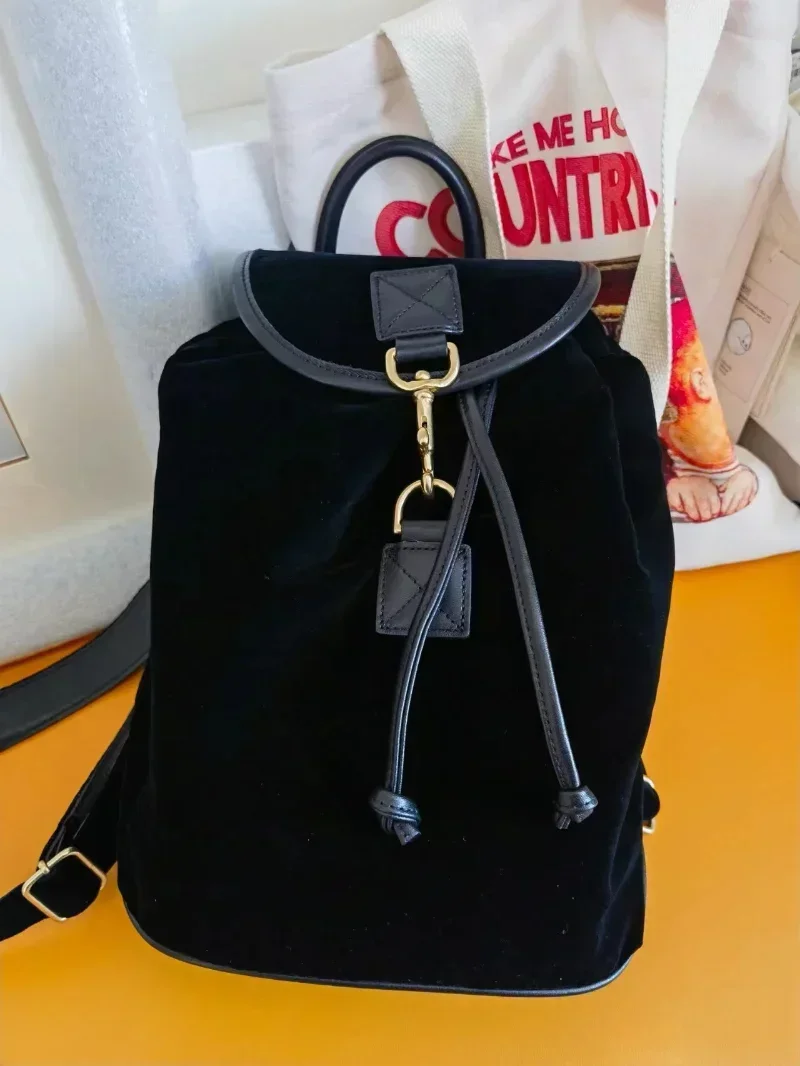 Mochila de veludo com bolsa de ombro versátil, bolsa texturizada na moda, nicho coreano, mesma seda genuína, elegante