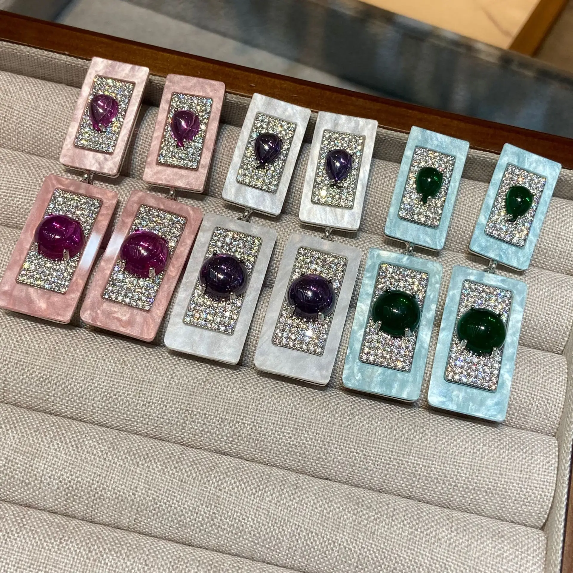 

Women's Geometric Rhodium-Plated Earrings Red Corundum Transparent Jewelry