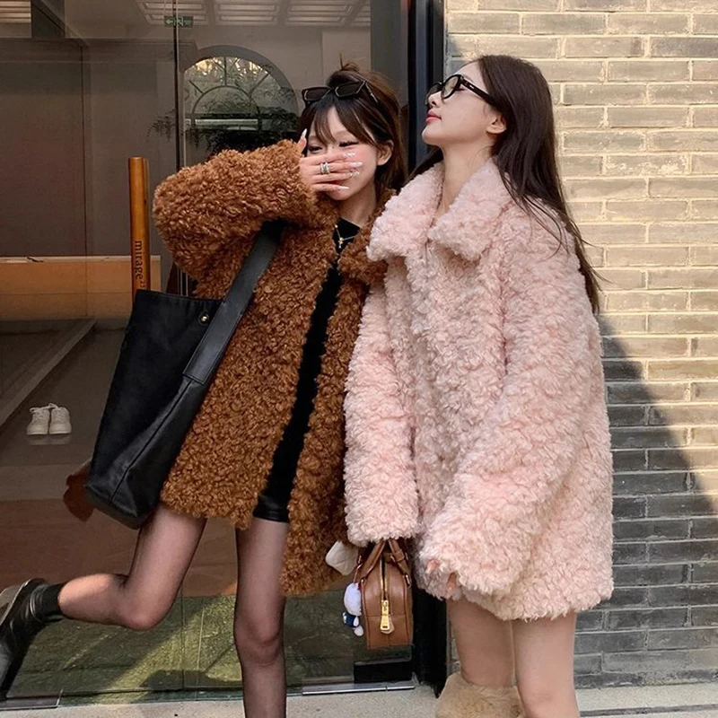 Winter Fashion Women Lamb Wool Coat Loose Female Lapel Faux Fur Warm Casual Jacket Outerwear