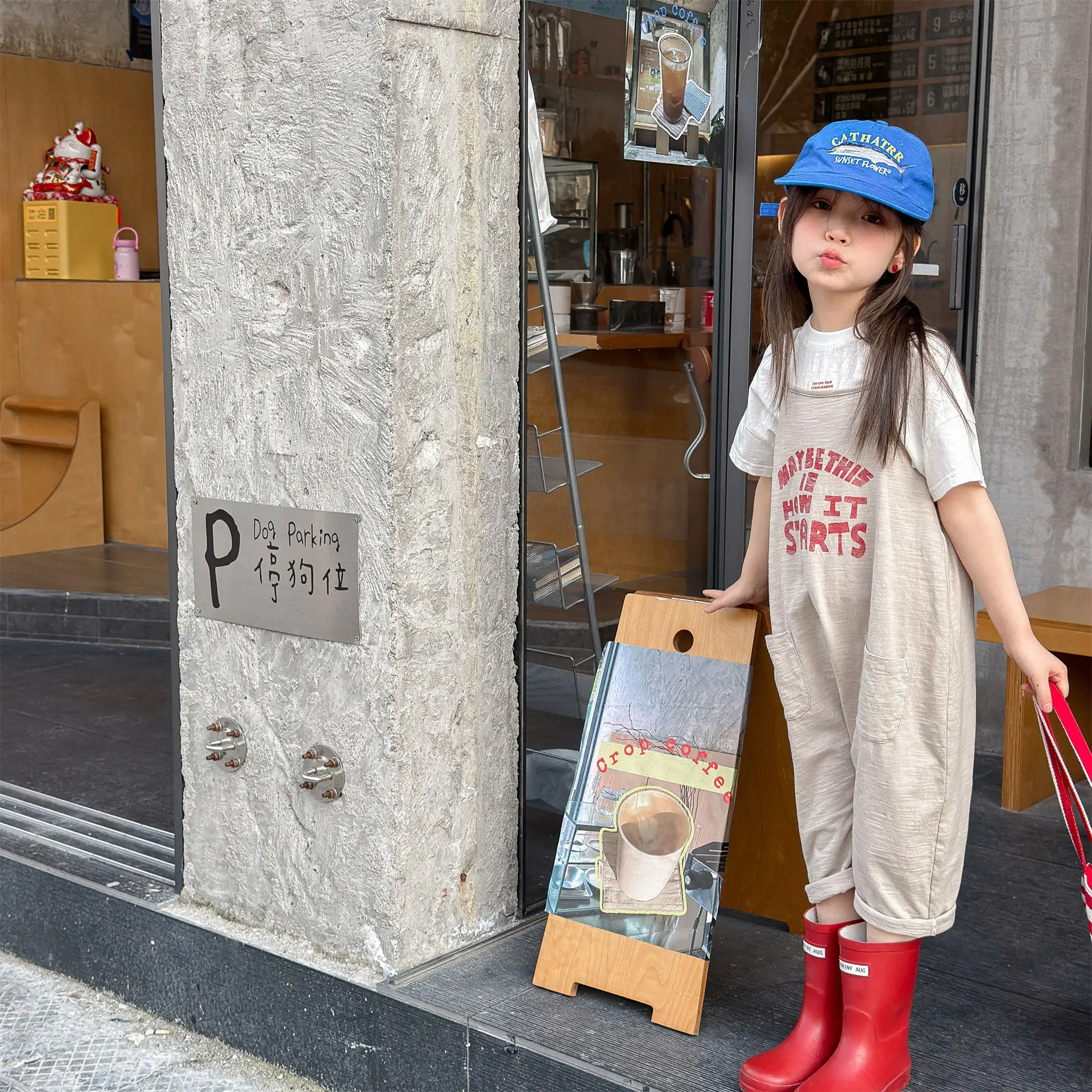 2026 Summer New Girls Sleeveless Sling Jumpsuit Letter Print Children Cotton Casual Pants Kids Loose Overalls Toddler Clothes