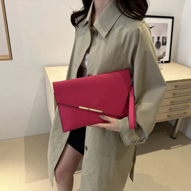 

Fashionable Leather Women's Handbag Luxury Brand Famous Designer Elegant Crossbody Chic Accent Vintage Daily Bag​