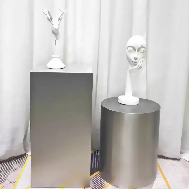 

Промышленный круглый табурет из нержавеющей стали, креативные приставные столики для гостиной, роскошная обувь, османский дизайнер, современные туалетные табуретки