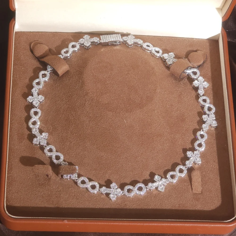 ICEC Hiphop Cross Mobius Strip Necklace Link Chain Fashionable Accessory Punk Rocker Rapper Matching Luxury Choker Niche Item