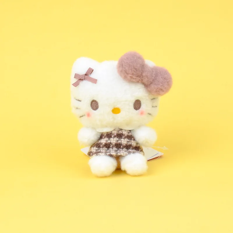 ใหม่น่ารัก Cinnamoroll Melody Kuromi Hello Kitty ตุ๊กตาพวงกุญแจตุ๊กตาจี้อุปกรณ์เสริมสาวกระเป๋าพวงกุญแจกระเป๋าเป้สะพายหลังตกแต่ง