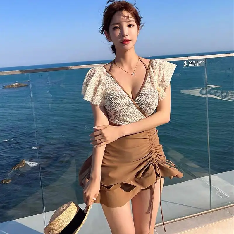 

New Korean Fashion One-piece Dress Style Double Color Combination Deep V-neck Triangle Belly-covering and Slimming Swimsuit