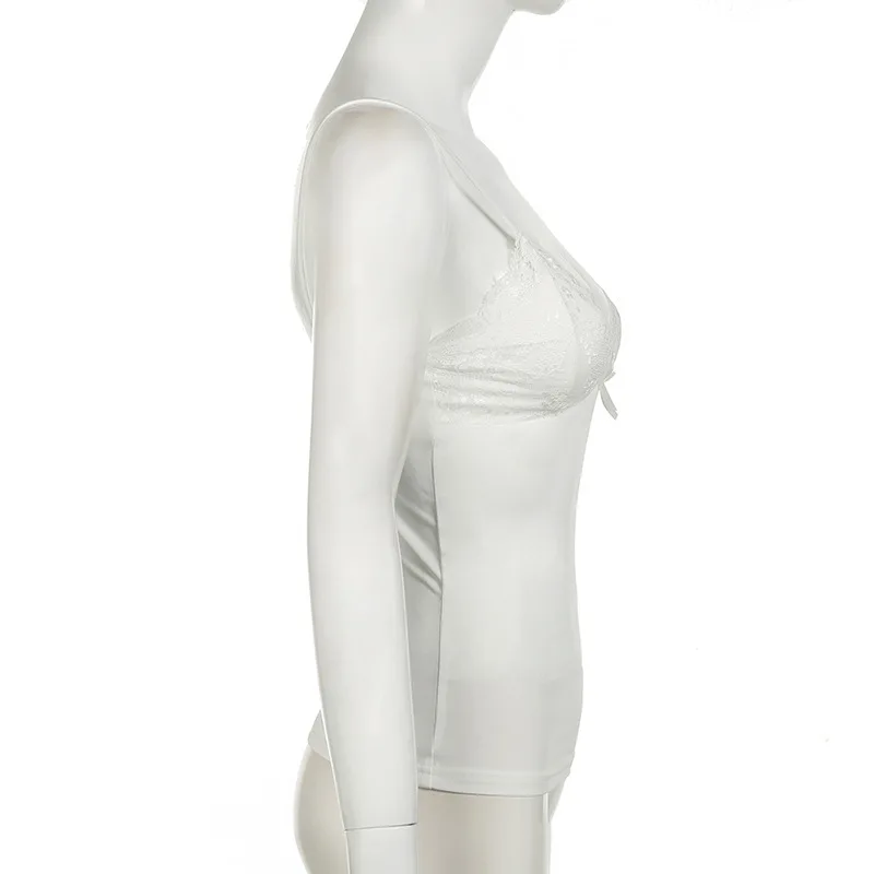 2026 Neues Sommer Y2K American Retro Spitzen-V-Ausschnitt-Trägertop – figurbetont und schlankmachend, kurzer Stil, „Spicy Girl“-Top, französisch schlicht und sexy – Detail 14
