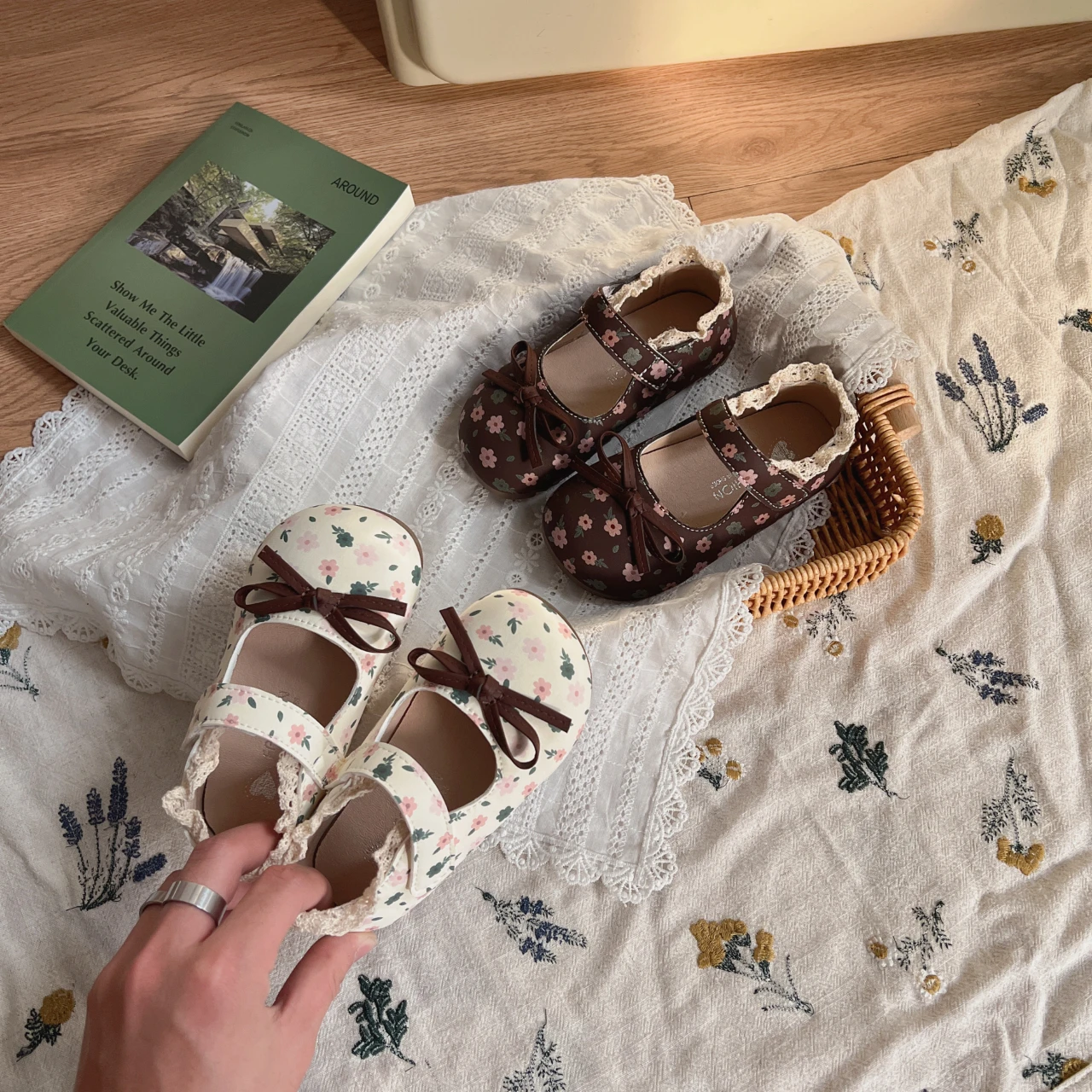 

Girls Small Leather Shoes Size 21-32 Soft Bottom Leather Children's Single Shoes Beige Fashion Versatile Children's Baby Shoes