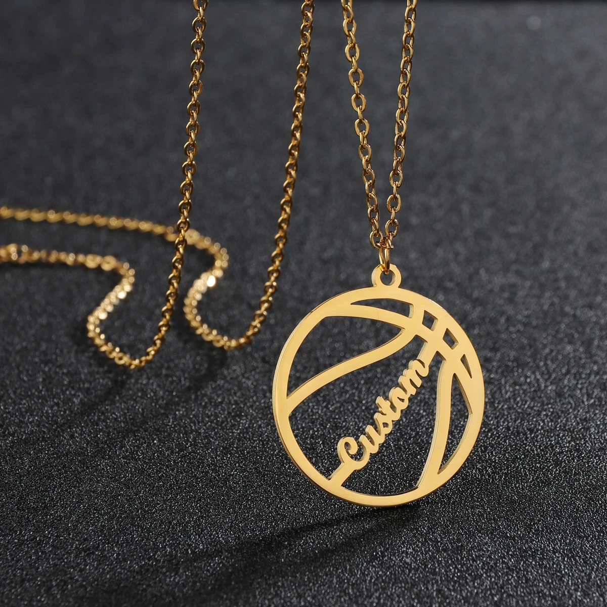 Personalisierte Namenskette aus Edelstahl mit Fußball-Motiv, Dicke Kette, Anhänger-Schmuck, Geschenk für Frauen und Männer zum Geburtstag – Detail 9