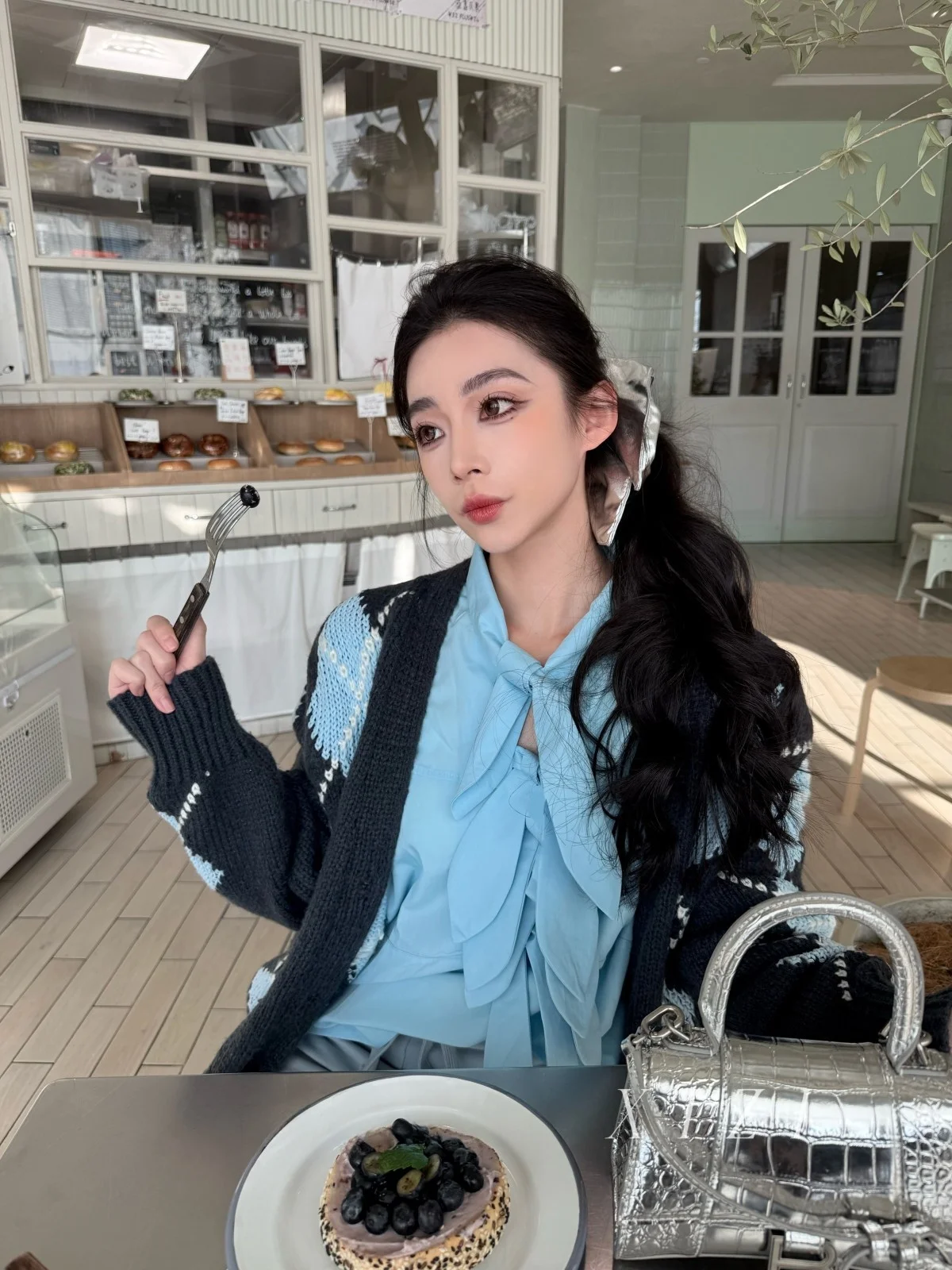 

Женский вязаный кардиган SIMONA с контрастными вставками, свободного кроя, в корейском стиле, с эффектом стройности, верхняя одежда с клетчатым узором