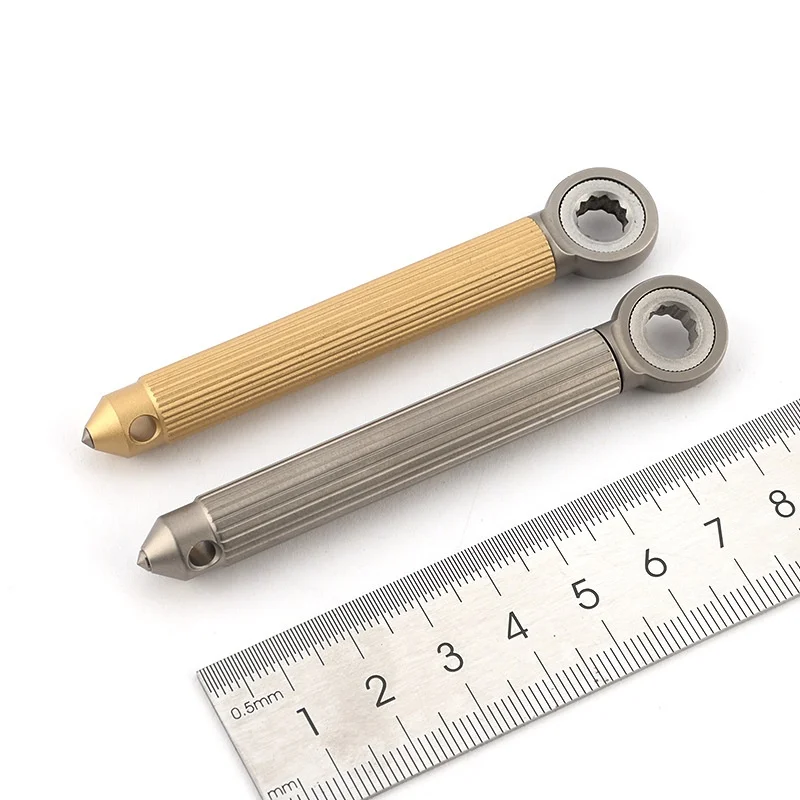 سلسلة المفاتيح المحمولة نافذة قواطع النحاس سبائك التيتانيوم متعددة الوظائف EDC أداة وجع مفك مسطح الصليب مفك البراغي #6