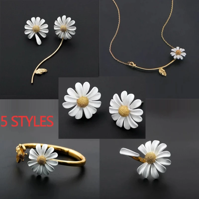 INS Simple and Sweet Daisy Earring Necklace for Women Jewelry Set Clavicle Chain Bracelets Ring Earring Kits Best Party Gift