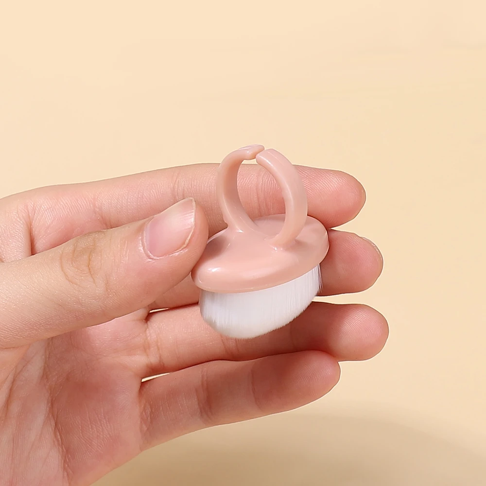 1Pcs Plastic Nails Art Dust Cleaning Brush Buckle Brush Oval Gel Dust Cleaning Make Up Ring-shaped Brush Manicure Tools