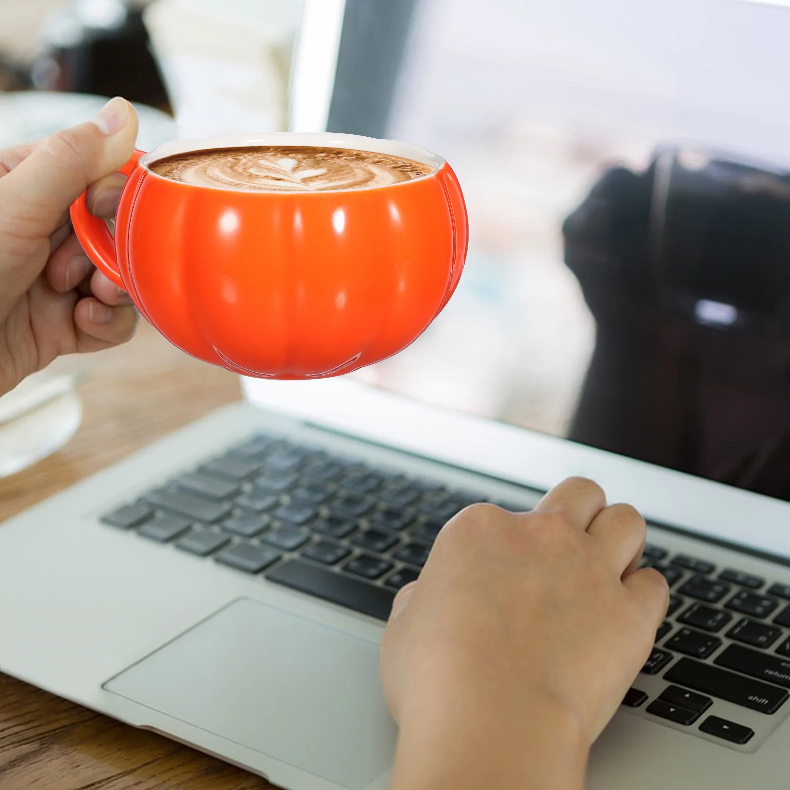

Pumpkin Shape Coffee Mug Ceramic Breakfast Cup for Home Office Halloween Decor Milk Drinking Cup Portable Design