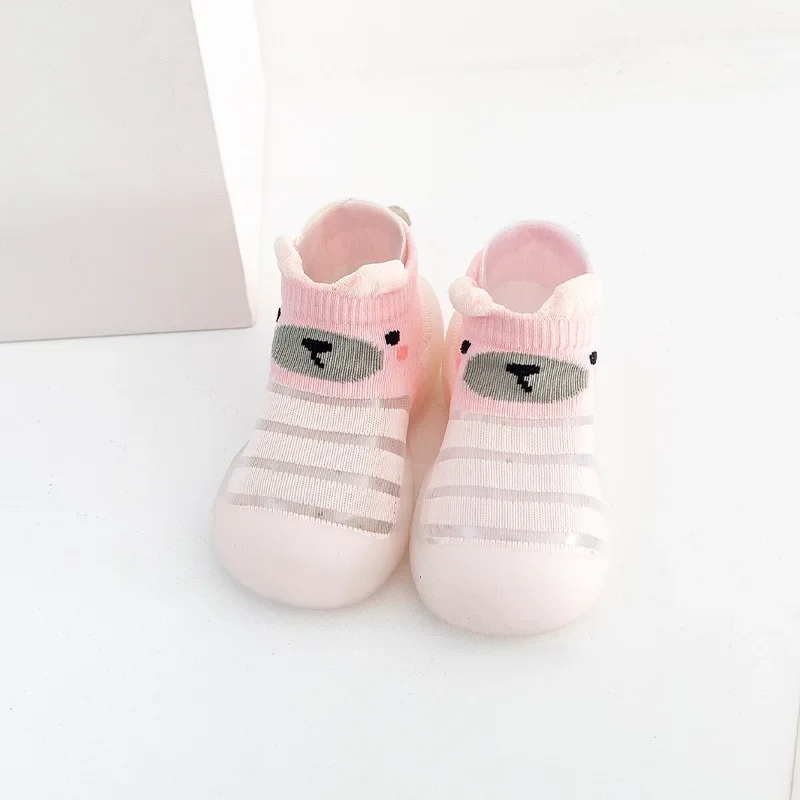 Летние полосатые сетчатые детские туфли для малышей с мягкой нескользящей подошвой с рисунком