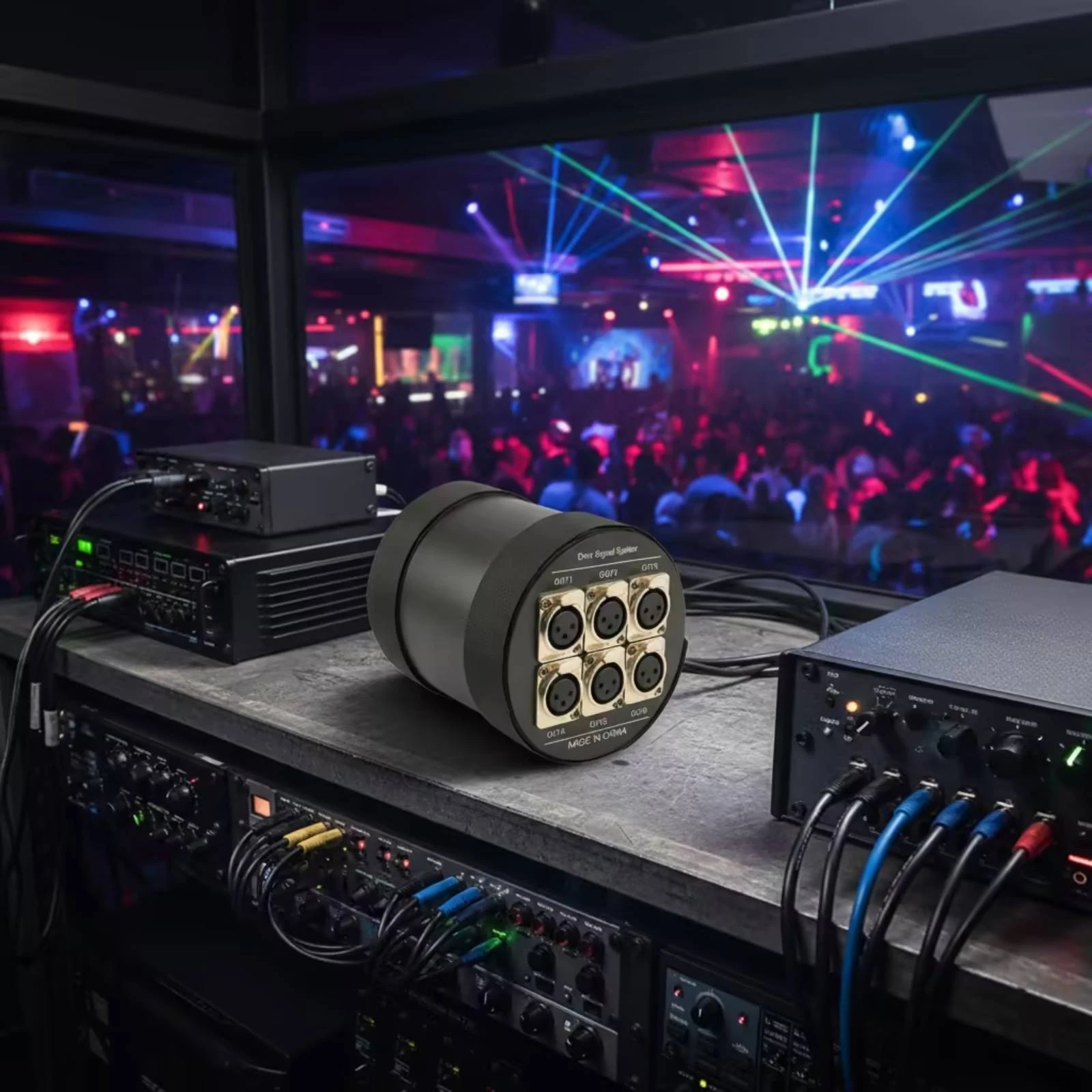 

DMX-Compatible Splitter with Strap Metal DMX-Compatible Splitter Amplifier Compact Sturdy for Stage Technicians, Theaters