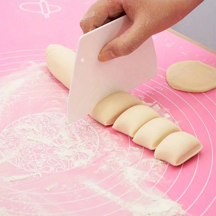 1PC plastic cutting knife Cake scraper Cream spatula dough scraper Spatula Household steamed bread sausage scraper baking tool