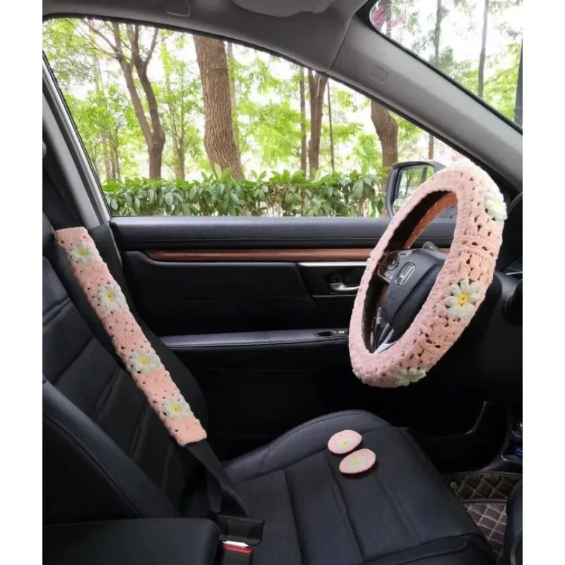 Warm Anti-Slip Hand Crocheted Flower Car Steering Wheel Cover Simple Stylish Winter Car Decor Safe Driving Seat Belt Accessory