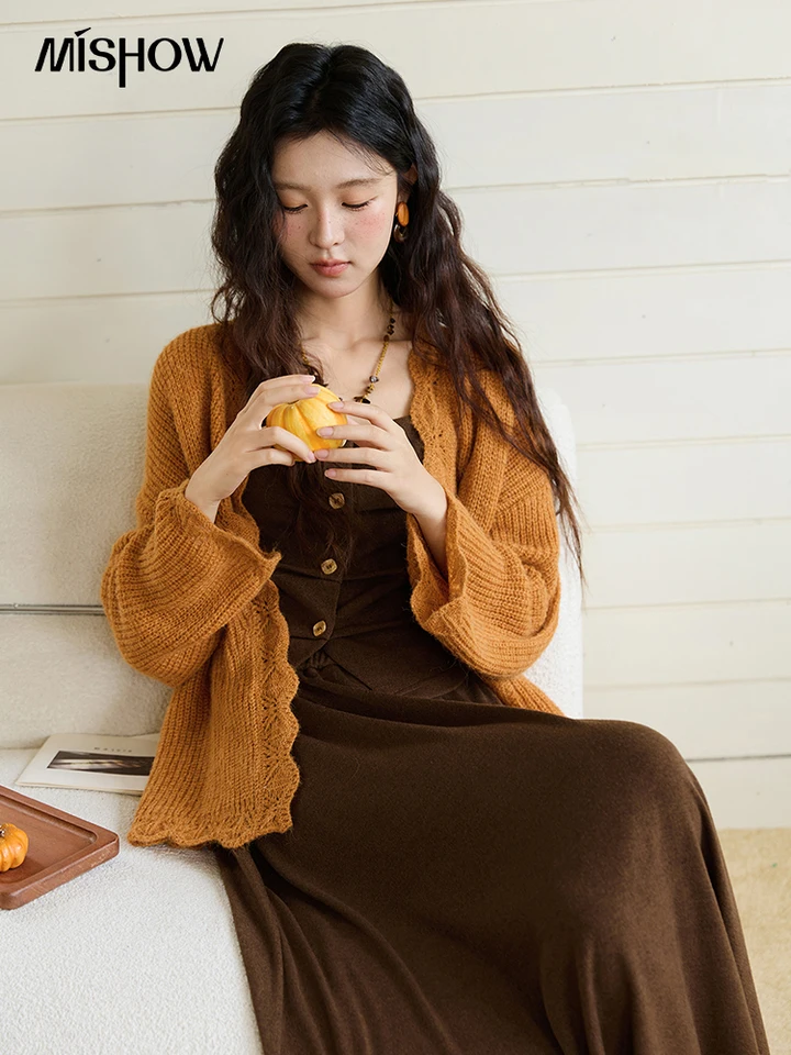 MISHOW Pumpkin Knitted Cardigan for Women Autumn 2025 Loose Wavy