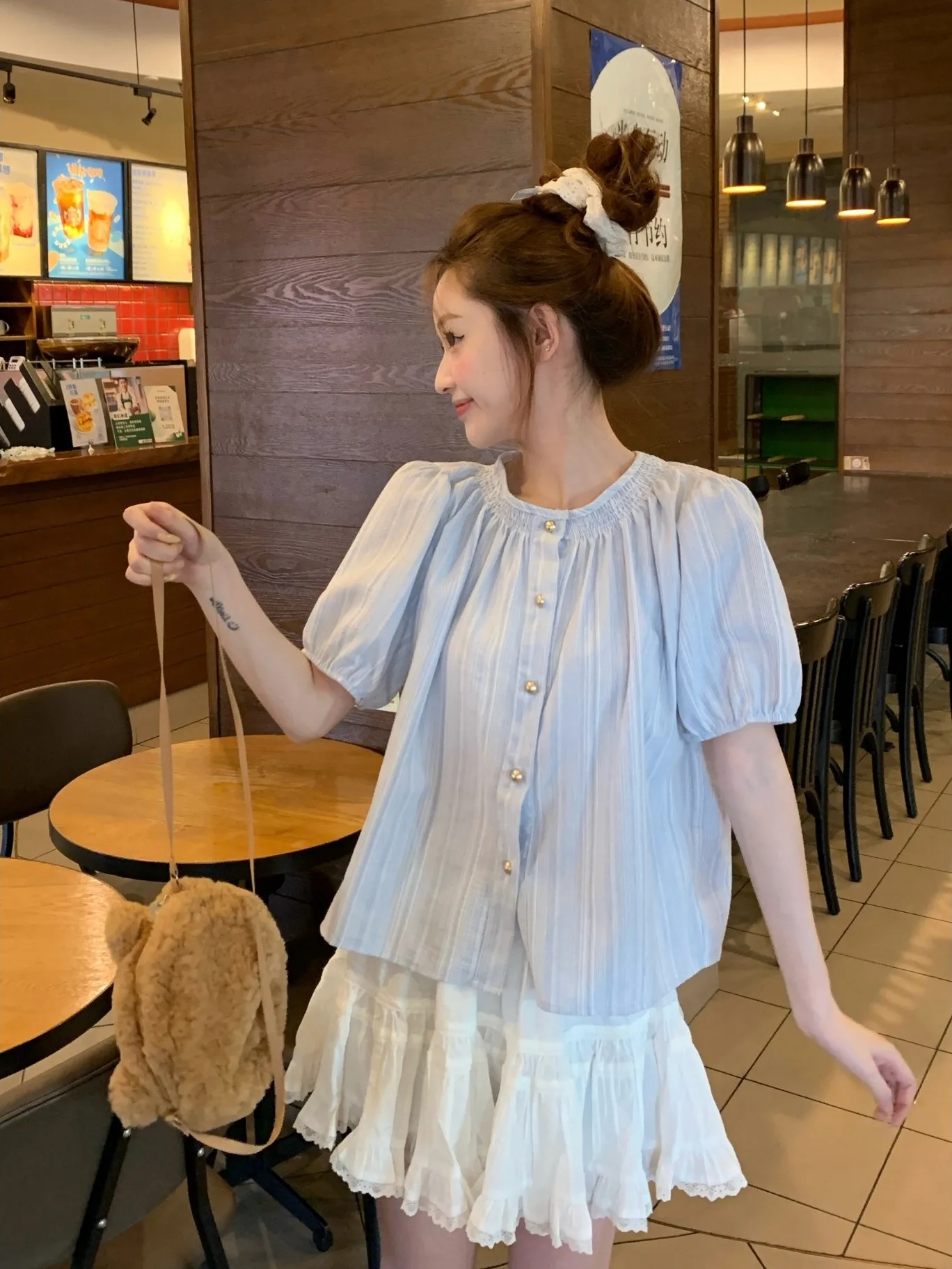 

Retro Striped Short Sleeve Women's Shirt Spring 2026 Casual Loose Breathable round Neck Open Cardigan Polyester Fiber