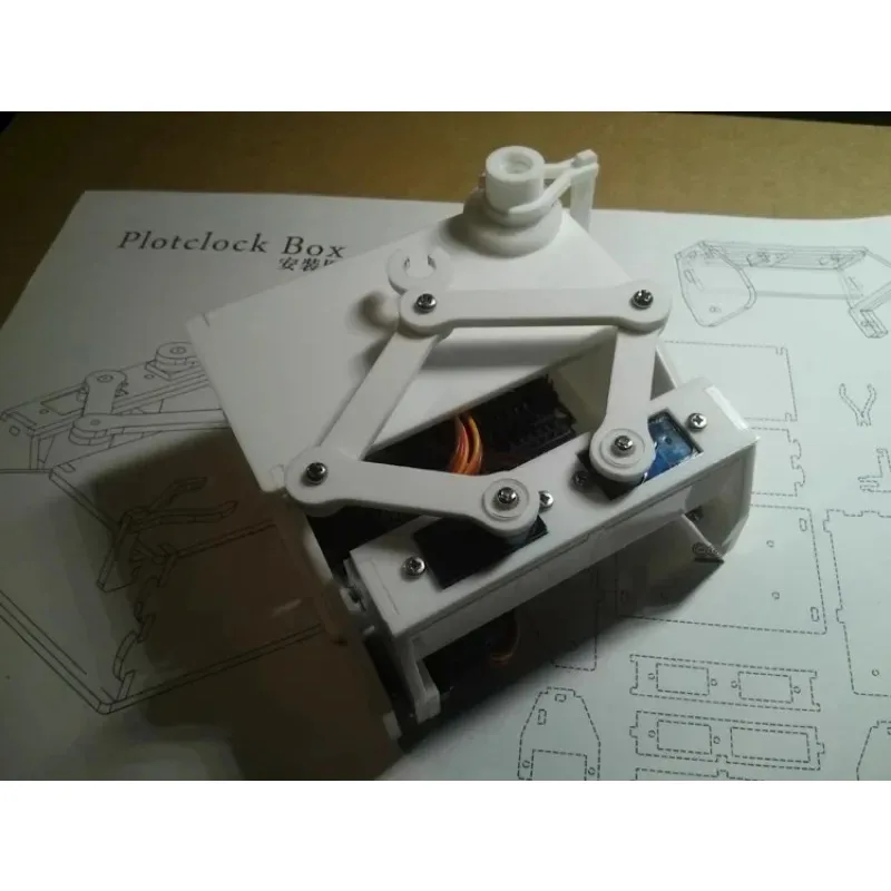 Picture 5: BOX version Plotlock robotic arm small base clock kit, installed and debugged, ready to be made with Arduino after power on