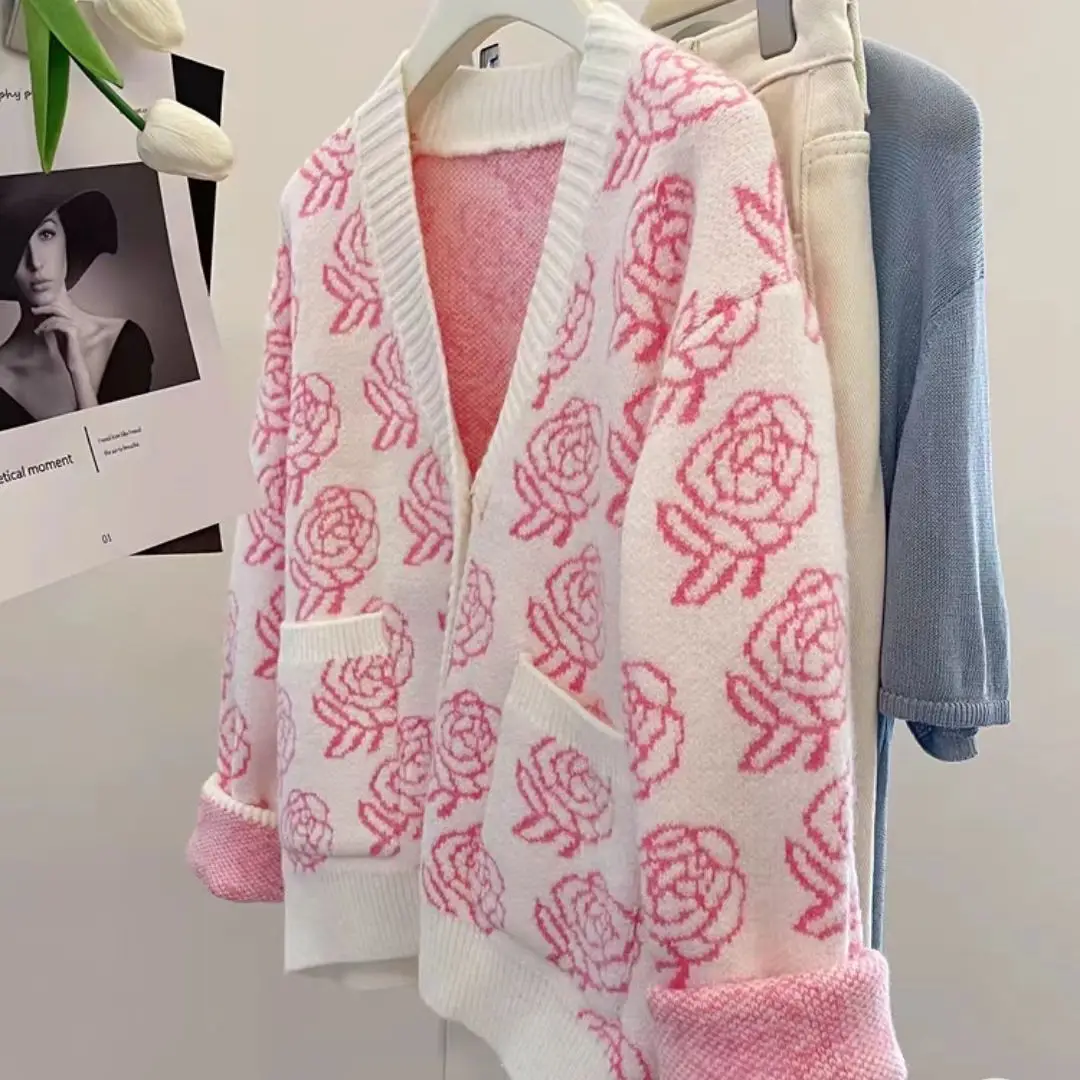 

Women Clothes Buttons Casual Korean Fashion Loose Knitting V-neck Long Sleeve Cardigan Easy Close to the People Wild Popularity