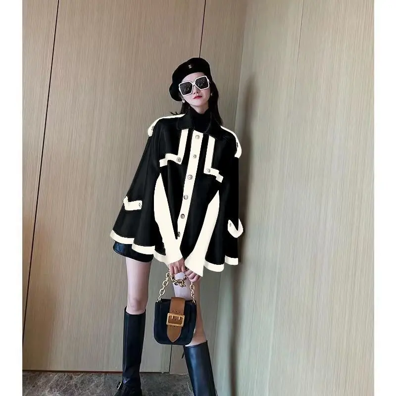 2024 Autumn And Winter New Korean Version Fashion French College Style Cape Woolen Coat Women's Design Trend