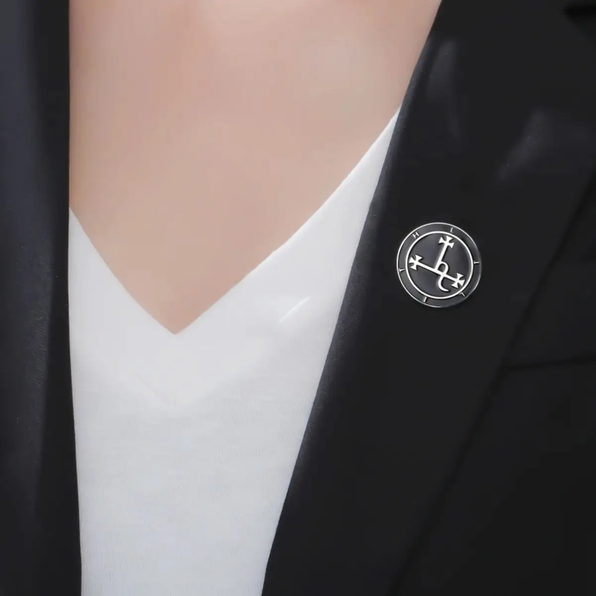 Lucktune Sigil من ليليث دبابيس الفولاذ المقاوم للصدأ دبابيس معدنية للنساء قميص رجالي شارة شيطان ختم سليمان التلبيب دبابيس مجوهرات