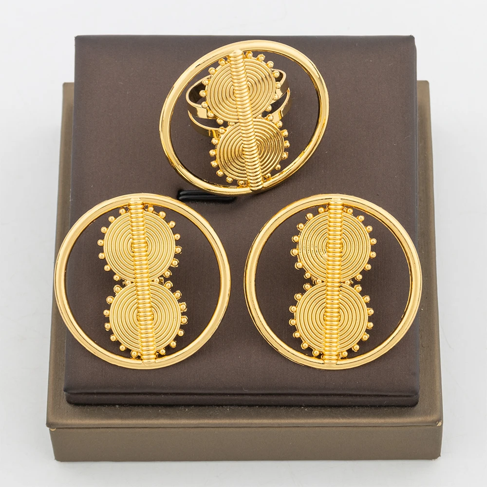 Trend Gold Color Ea…