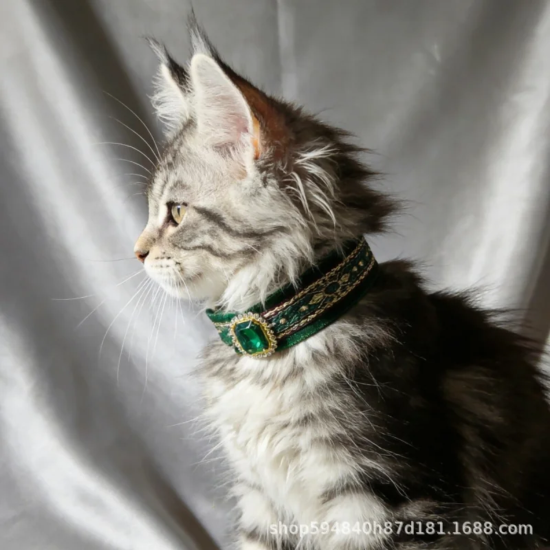 Cat collar pet accessory, beautiful pendant neckpiece, Egyptian Abyssinian cat noble tassel gemstone ornament