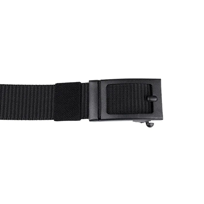 A Men\'s Automatic Buckle Canvas Belt, Available In 6 Colors, Suitable For Outdoor Sports.