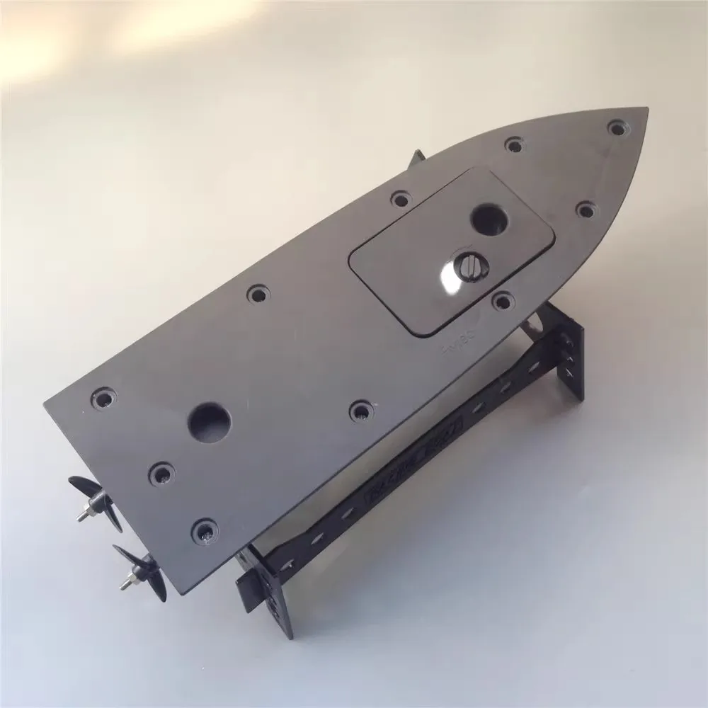 Klein RC-model boot kunststof beugelrek