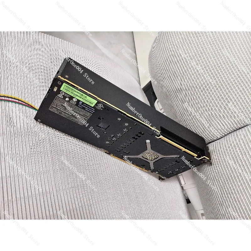 

Новый MI50 32G имеет встроенную турбинку, щетки видеовыходу, прессывает вниз для рассеивания тепла, бесшумный и сильно.