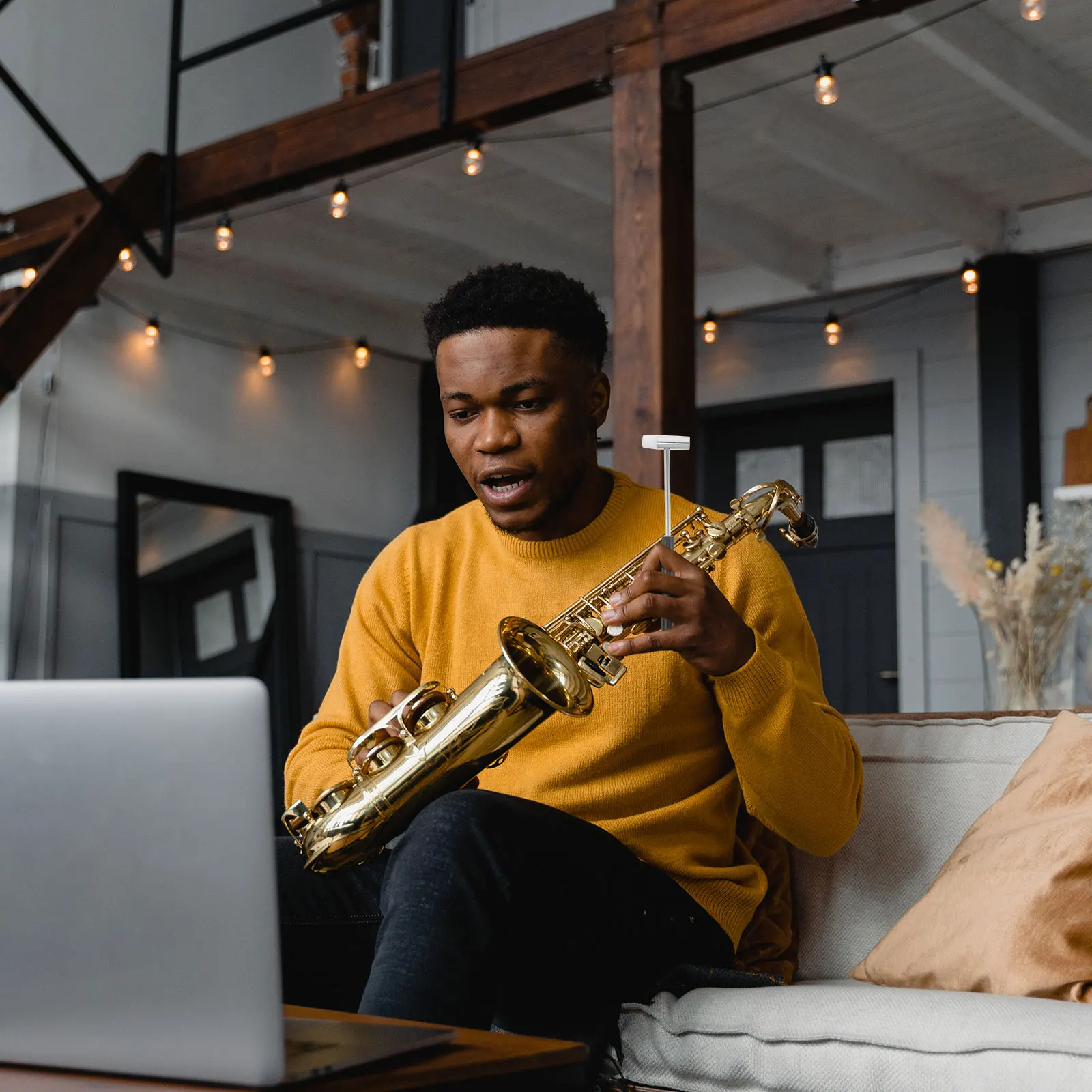 

Musical Instrument Tools Kit Saxophone Flute Clarinet Oboe Portable Metal Plastic Hammer Glue Maintenance Self On The Go Watch