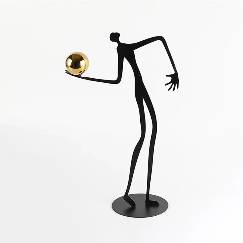 Modern Art Cast Iron Man Holding A Ball Sculpture, Character Statues, Metal Crafts, Abstract Art Decorative Ornaments