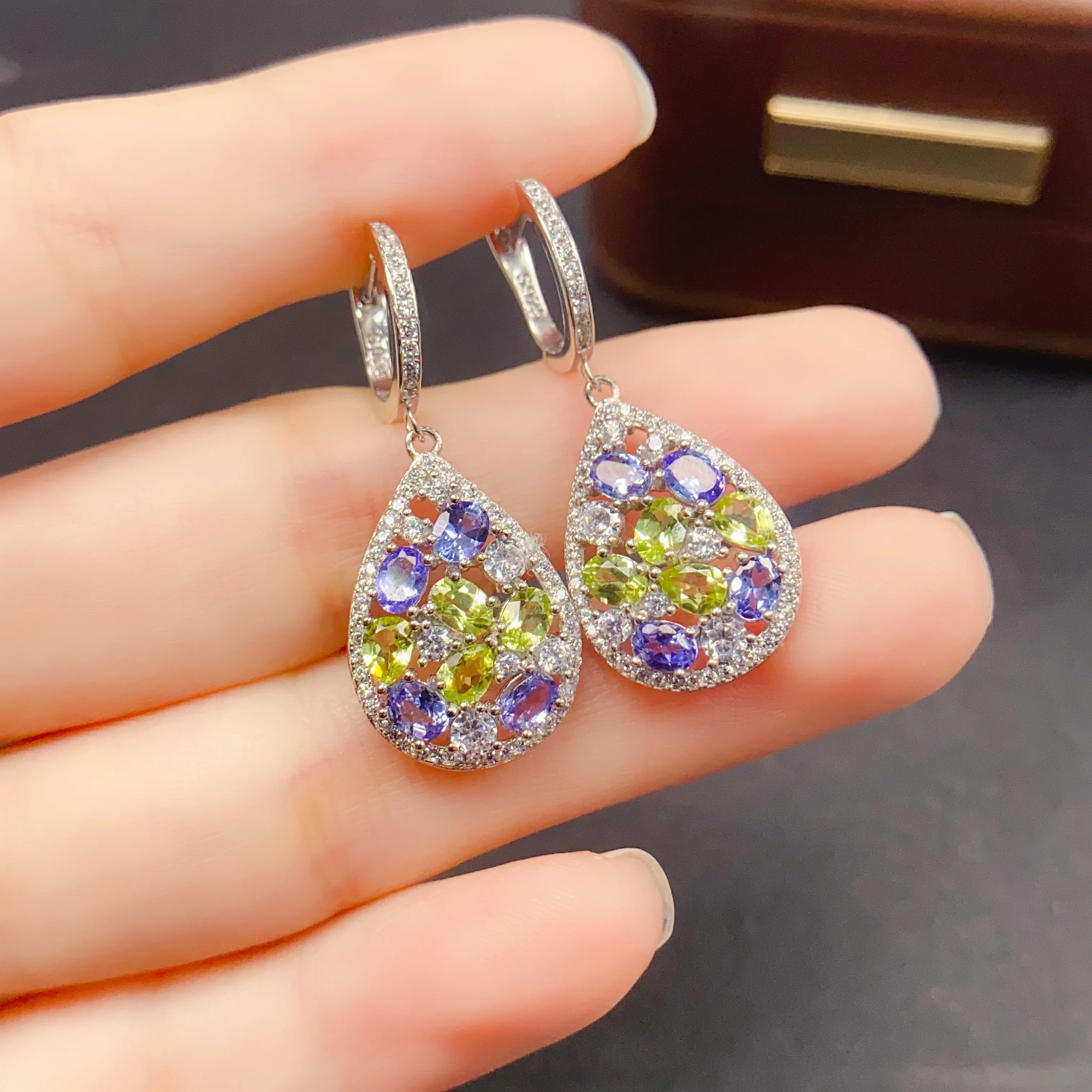 

3*4mm Natural Tanzanite Olivine Earrings S925 Sterling Silver Certificate Fine Fashion Charm Weddings Jewelry for Women FS