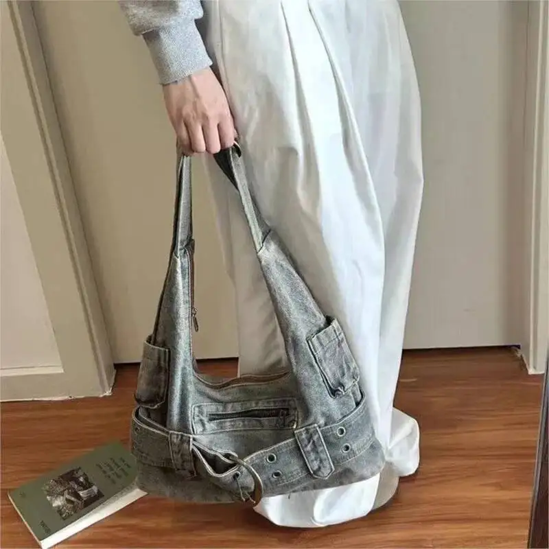 Bloom Retro Denim Messenger Bag Women Hot Girl Rivet Large Capacity Casual Crossbody Bags Female Y2k Grunge Handbag 2025 New